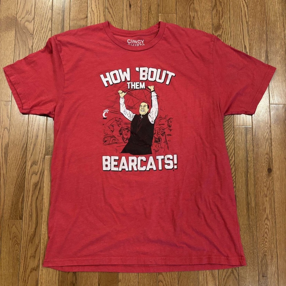How Bout Them Bearcats Luke Fickell Cincinnati Bearcats Red Graphic T-Shirt